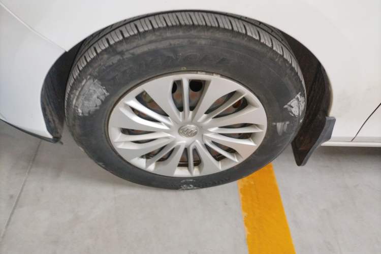 Used Buick Excelle 2020 15N Manual Elite Version Exterior 7