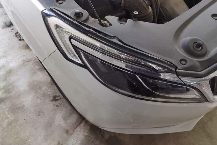 Used Buick GL8 2018 ES 28T Premium Model China VI Standard
