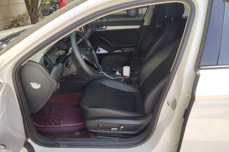 Used Volkswagen Lamando 2019 230TSI DSG Fashion Edition China VI Left Front Seat