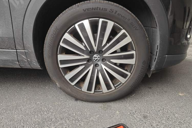 Used Volkswagen Tavendor 2024 330TSI Luxury Touring Edition