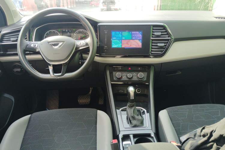 Used Jetta VS5 2023 280TSI Automatic Trend Edition