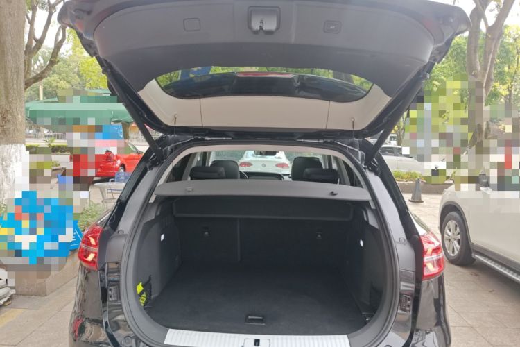 Used Hongqi HS5 2022 2.0T Smart Connect Flagship All-Wheel-Drive Version Trunk