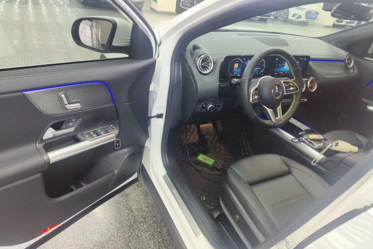 Used Mercedes-Benz GLA 2022 Facelifted GLA 200
