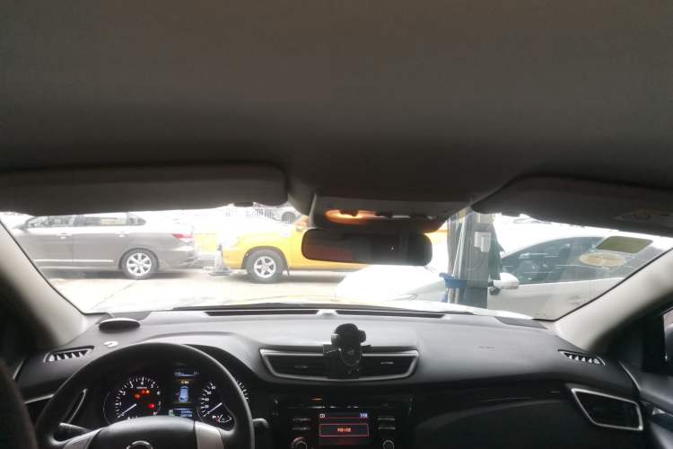 Used Nissan Qashqai 2016 2.0L CVT Elite Edition
