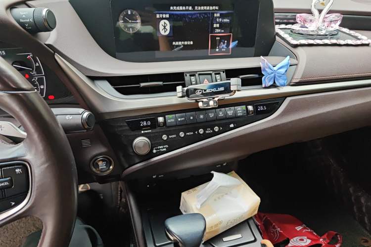 Used Lexus ES 2020 200 Excellence Edition
