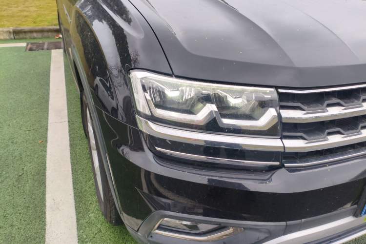 Used Volkswagen Teramont 2020 380TSI Four-Wheel Drive Comfort Edition China VI Standard Right Front Headlight