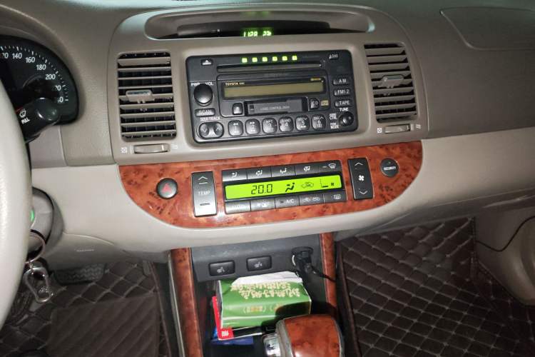 Used Toyota Camry 2005 2.4 Luxury Edition