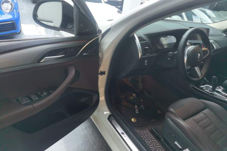 Used BMW X4 2021 xDrive 25i M Sport Package
