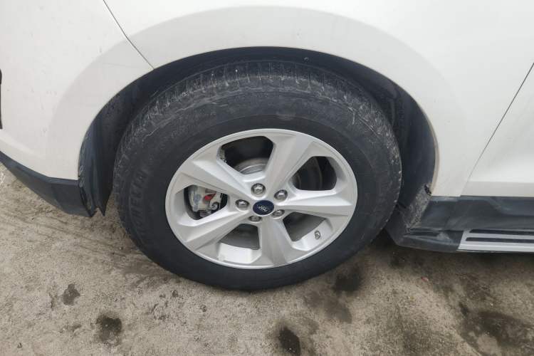 Used Ford Edge 2015 2.0T GTDi Two-Wheel-Drive Elite Edition
