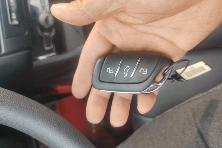 Used Roewe i5 2020 1.5L Manual 4G Connect Leehao Flagship Edition
