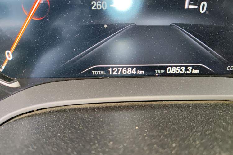 Used BMW 5 Series 2018 Restyled 530Li Luxury Edition M Sport Package Odometer Close Up