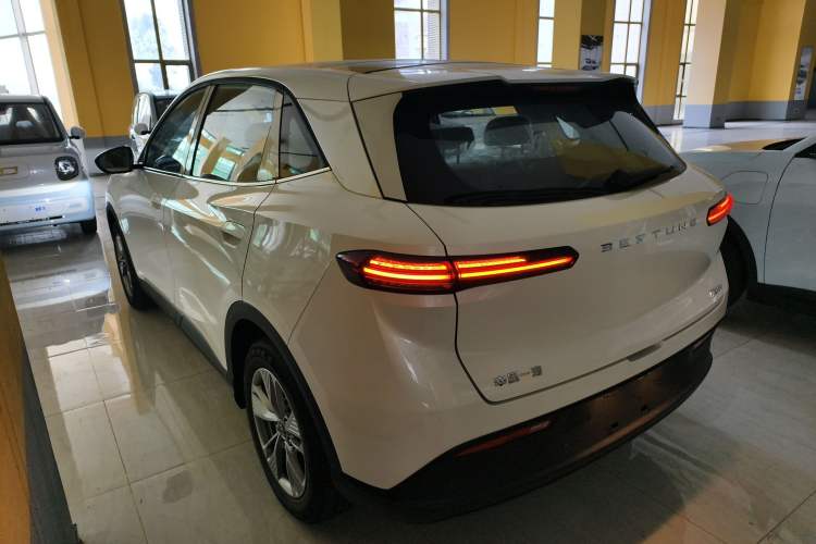 Used Bestune Yueyi 03 2025 445km Joyful Edition
