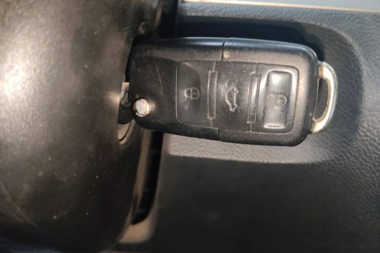 Used Volkswagen Sagitar 2011 1.4 TSI Automatic Tech Model
