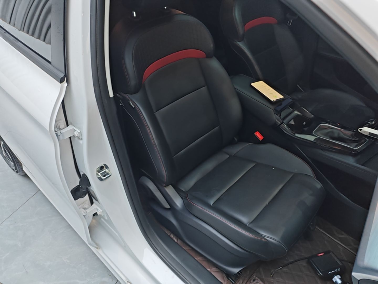 MG 5 2023 180 DVVT CVT Luxury Edition — снимка 19