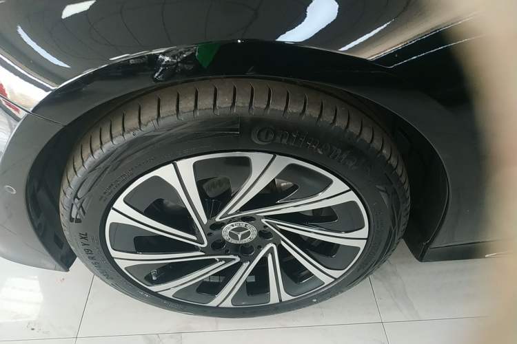 Used Mercedes-Benz E-Class 2024 Facelift E 300 L Luxury Edition