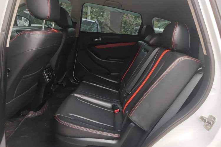 Used Dongfeng Fengon 580 2021 Revised ☆ Star Edition 1.5T Automatic Luxury Version
