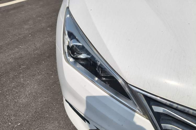 Used CHANGAN Eado DT 2018 1.6L Automatic Smart Enjoyment Model Right Front Headlight