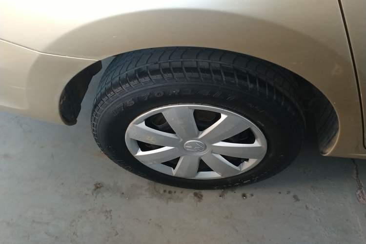 Used Volkswagen Santana 2015 1.6L Automatic Fashion Edition