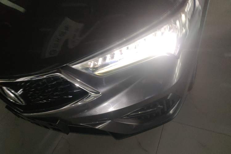 Used Acura CDX 2019 1.5T Two-Wheel Drive Deluxe Edition