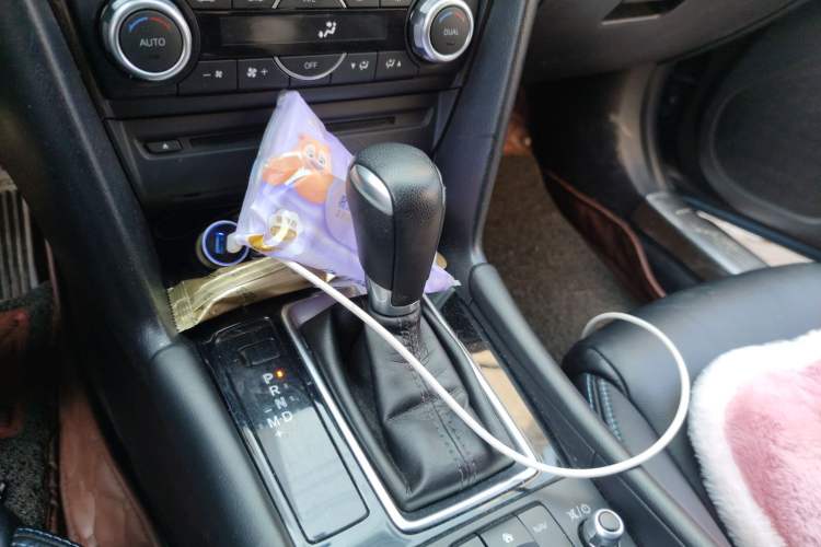 Used Mazda Mazda 3 Axela 2017 Sedan 1.5L Automatic Luxury Model Emission Standard China V
