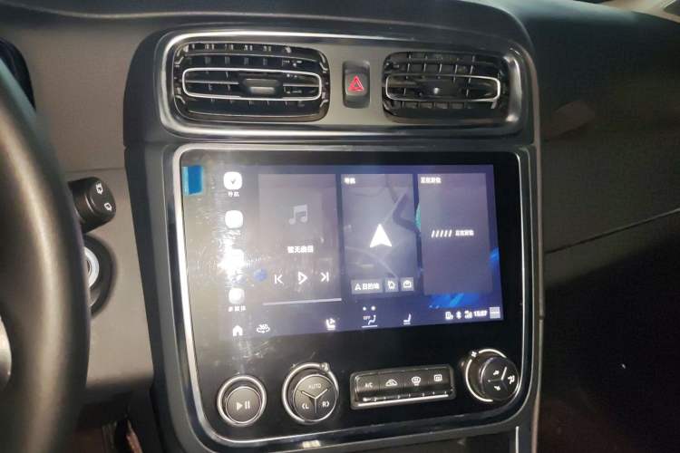 Used Lynk & Co 01 2019 2.0T Two-Wheel-Drive Pro Version China VI Standard
