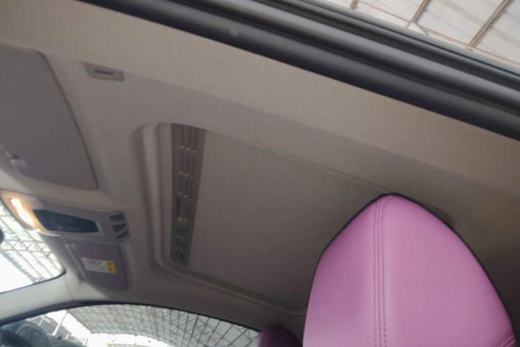 Used BMW 2 Series 2018 220i Sport Design Package
