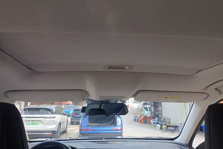 Used Oshan X5 2021 1.6L CVT Luxury Model
