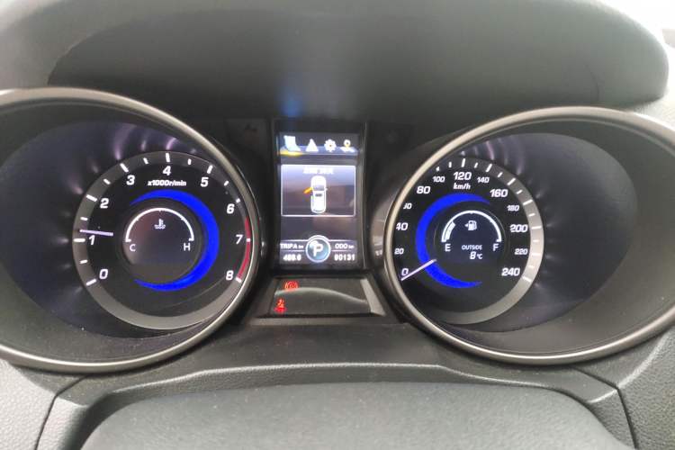 Used Changan CS75 2016 1.8T Automatic Prestige Model China V Standard