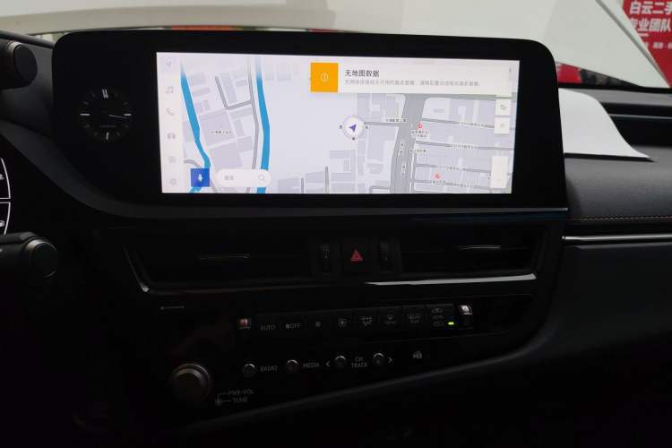 Used Lexus ES 2022 200 Excellence Edition Audio And AC Panel