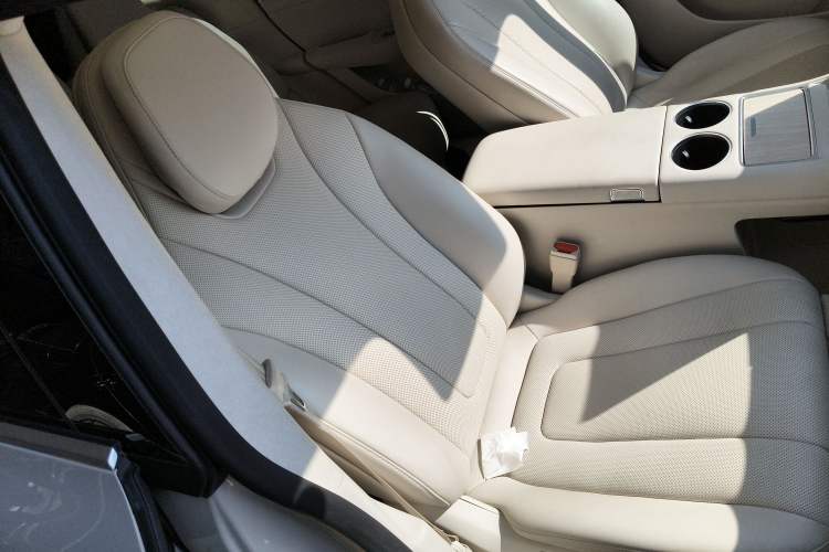 Used Hima Luxeed R7 2025 Range-Extended Version 251 km Max