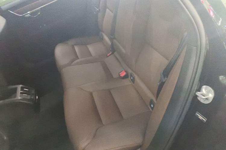 Used Volvo S90 2025 B5 Zhiyi Luxury Edition