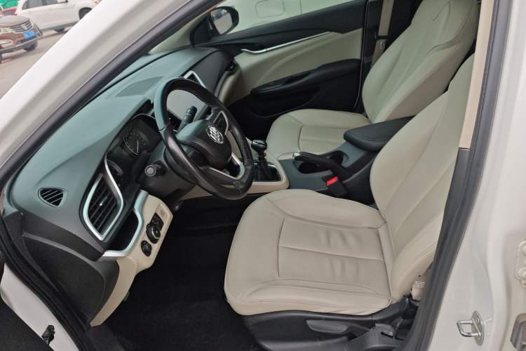 Used Buick GT 2018 15T Manual Elite Version China V Standard