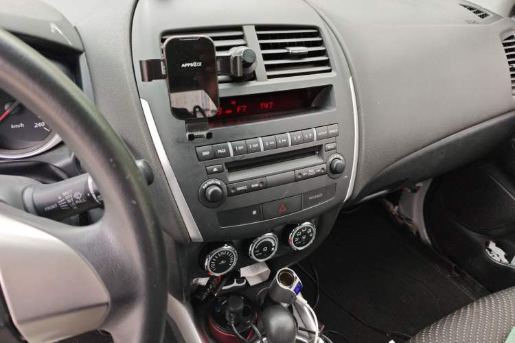 Used Mitsubishi ASX 2013 2.0L CVT Two-Wheel Drive Elite Edition