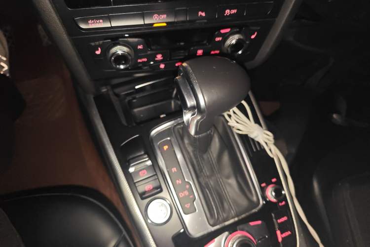 Used Audi A4 2013 40 TFSI allroad quattro Luxury Model