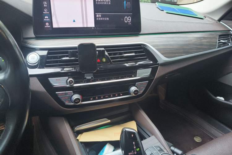 Used BMW 5 Series New Energy 2021 535Le Luxury Package Audio And AC Panel