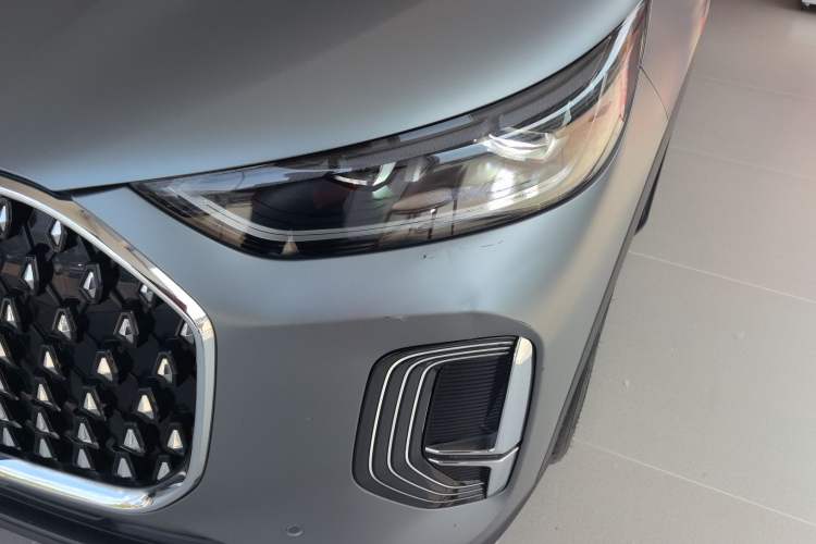 Used Chery Tiggo 8 L 2024 2.0T Two-Wheel Drive Prestige Version 5 Seats