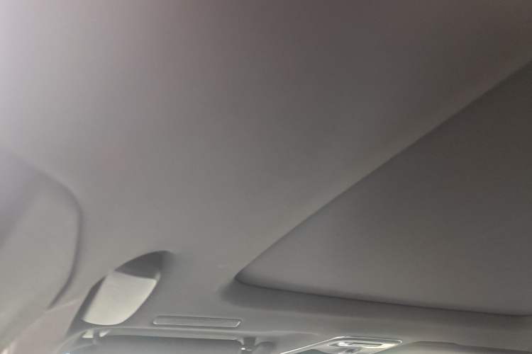 Used Lynk & Co 03 2021 1.5TD DCT JingPlus Headliner