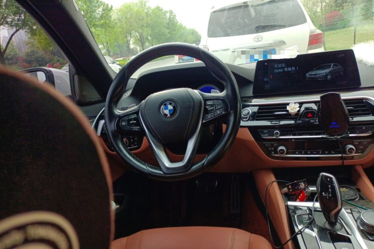 Used BMW 5 Series 2018 530Li Leading Model M Sport Package Steering Wheel