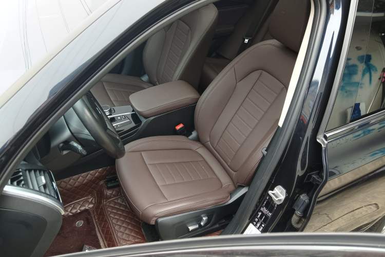 Used BMW X3 2019 xDrive25i M Sport Package Left Front Seat