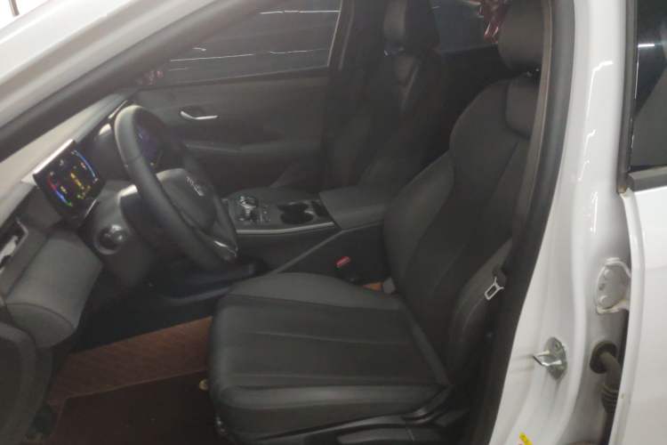 Used BYD Qin PLUS 2025 DM-i Smart Drive 55KM Leading Model