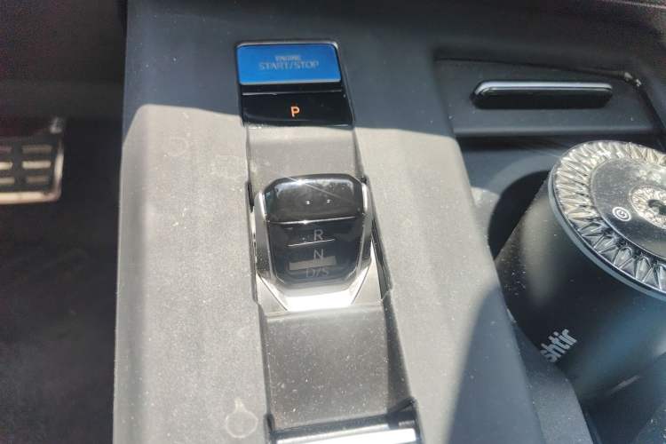 Used Volkswagen Tavendor 2024 380TSI All-Wheel Drive R-Line Cruise Edition