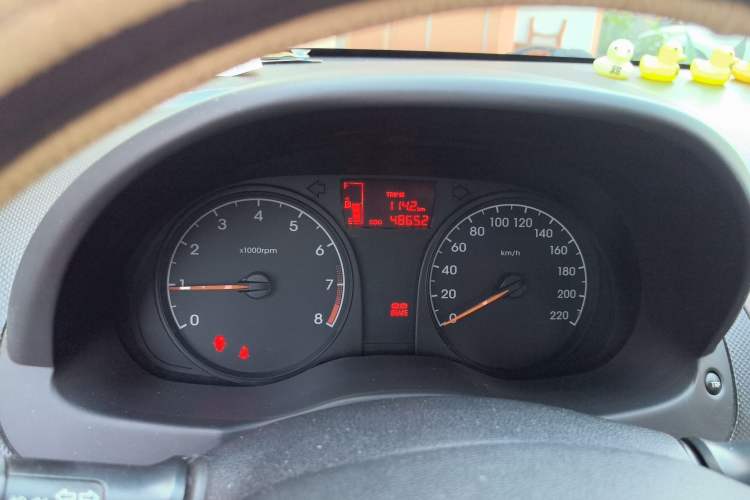 Used Hyundai Verna (older generation) 2014 1.4L Manual Smart GLS Trim