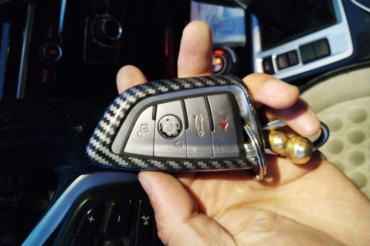 Used BMW 1 Series 2018 118i Sport Edition Vehicle Key