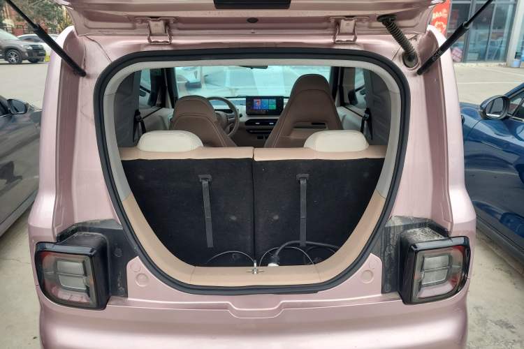 Used Geely Galaxy Panda 2023 Panda Mini 200km Endurance Bear