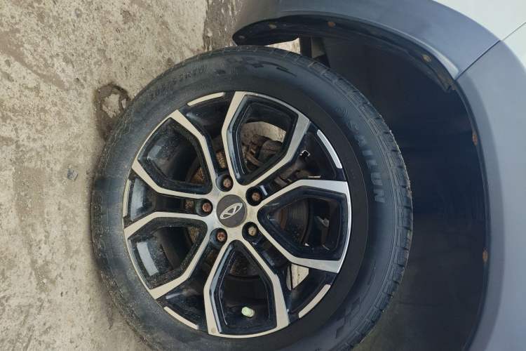 Used Chery Tiggo 3X 2018 1.5L Manual Elite Edition Right Rear Wheel Hub