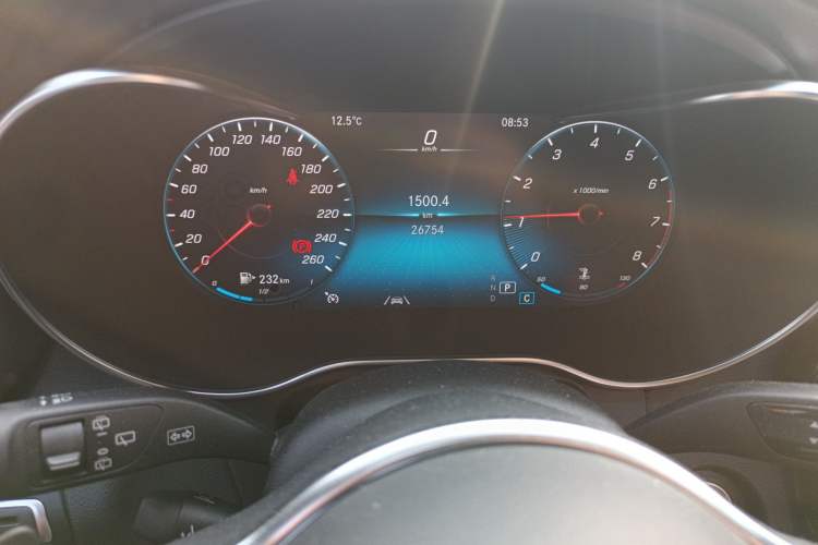 Used Mercedes-Benz GLC 2022 Refreshed GLC 300 L 4MATIC Dynamic Edition Prestige Version Odometer Close Up