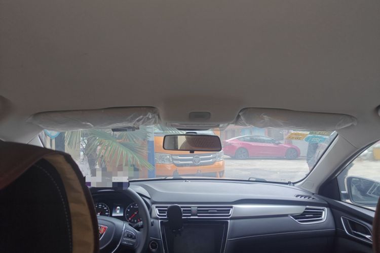 Used Roewe i5 2019 1.5L Manual 4G Connected Langyue Edition
