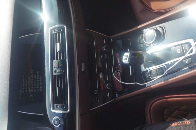 Used BMW 5 Series GT 2014 528i Leading Model