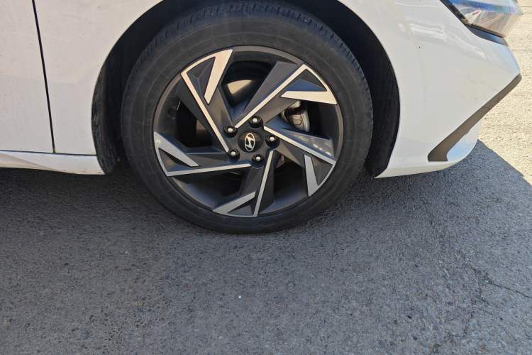 Used Hyundai Elantra 2023 1.5L CVT GLX Elite Edition