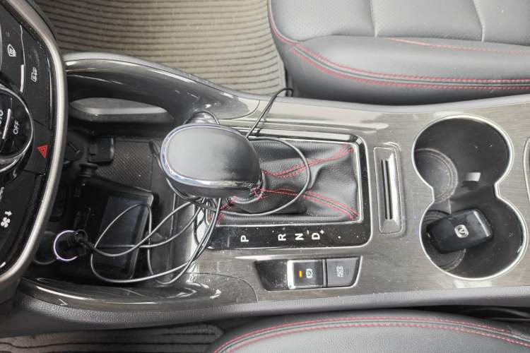 Used CHANGAN CS75 2017 Shangkui Edition 1.5T Automatic Fengxiang Model